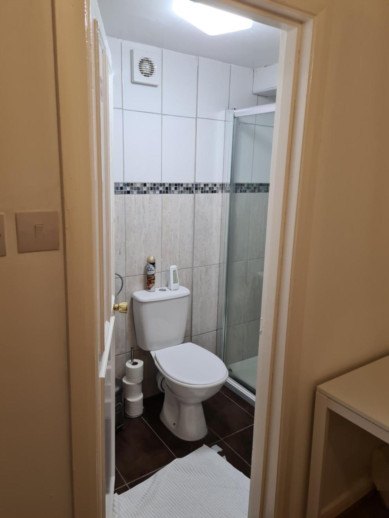 4br-2ensuite-10mincentrallondon-sleeps11-parking Casa vacanze Londra