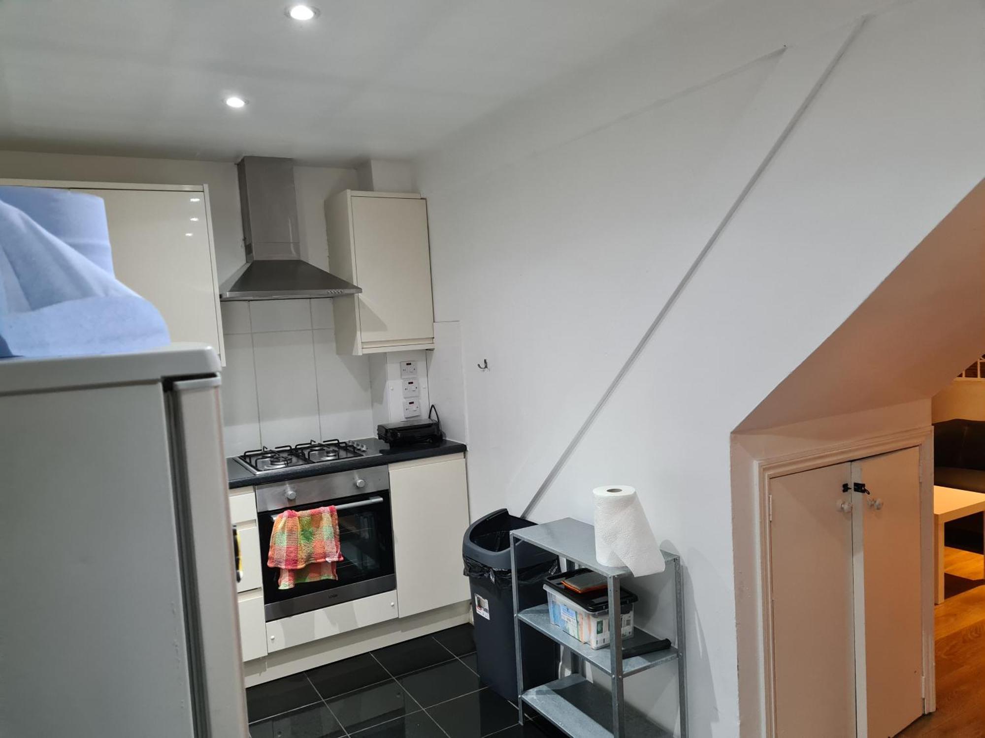 4br-2ensuite-10mincentrallondon-sleeps11-parking Casa vacanze